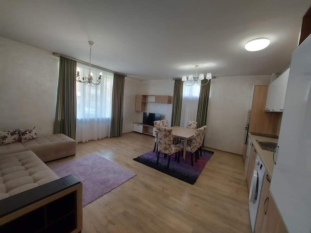 South Coast Apartments Shumen Luaran gambar