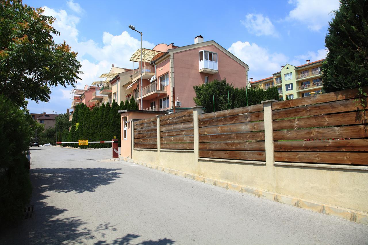 South Coast Apartments Shumen Luaran gambar
